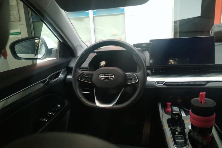 Used Geely Auto Emgrand L HiP 2022 1.5TD-DHT Pro 100KM Super Clean Steering Wheel