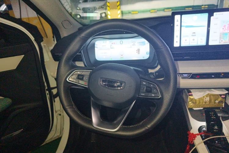 Used Geely Auto Emgrand L HiP 2022 1.5TD-DHT Pro 100KM Super Swift Steering Wheel