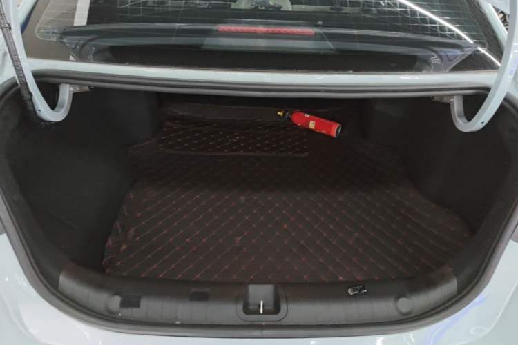 Used Geely Auto Emgrand L HiP 2022 1.5TD-DHT Pro 100KM Super Rui Trunk