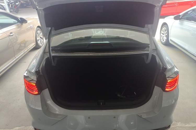 Used Geely Auto Emgrand L HiP 2022 1.5TD-DHT Pro 100KM Super Swift Trunk