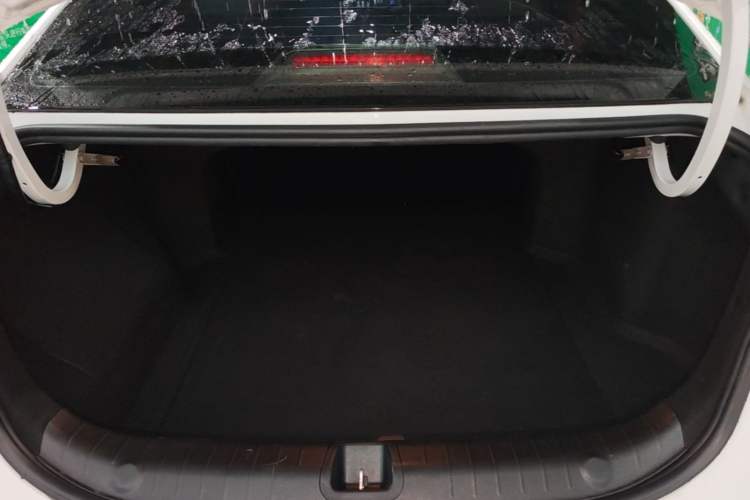 Used Geely Auto Emgrand L HiP 2022 1.5TD-DHT Pro 100KM Super Swift Trunk