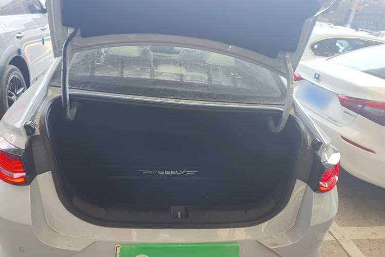 Used Geely Auto Emgrand L HiP 2022 1.5TD-DHT Pro 100KM Super Swift Trunk