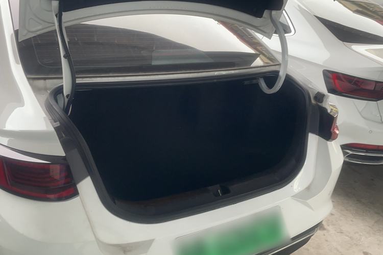 Used Geely Auto Emgrand L HiP 2022 1.5TD-DHT Pro 100KM Super Swift Trunk