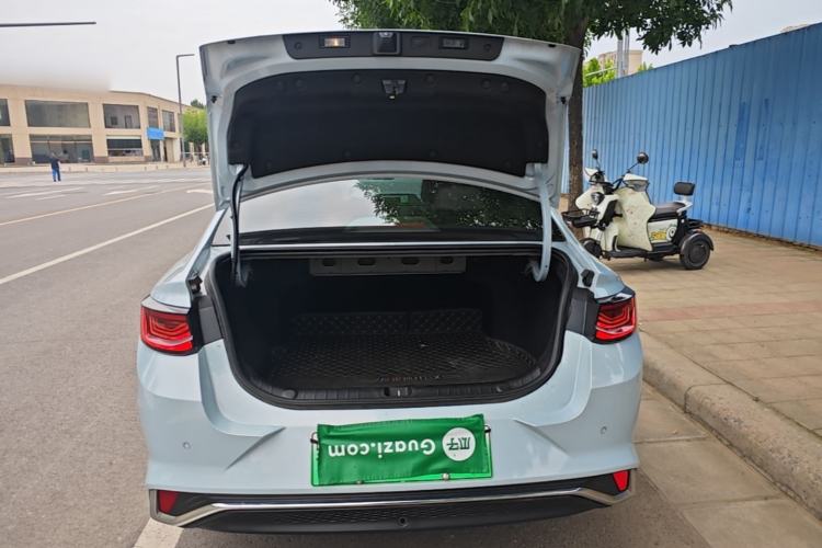 Used Geely Auto Emgrand L HiP 2022 1.5TD-DHT Pro 100KM Super Rui Trunk