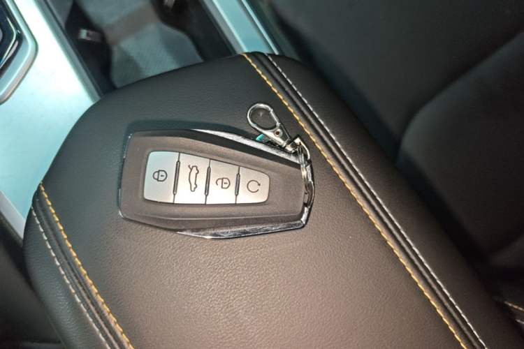 Used Geely Auto Emgrand L HiP 2022 1.5TD-DHT Pro 100KM Super Clean Vehicle Key