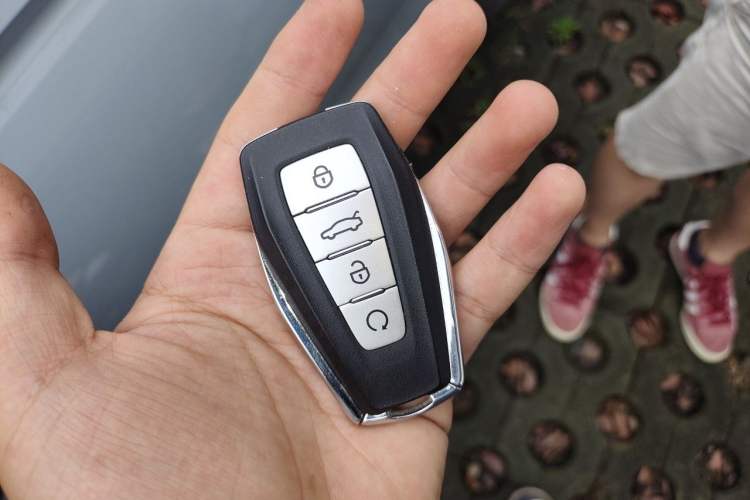 Used Geely Auto Emgrand L HiP 2022 1.5TD-DHT Pro 100KM Super Rui Vehicle Key