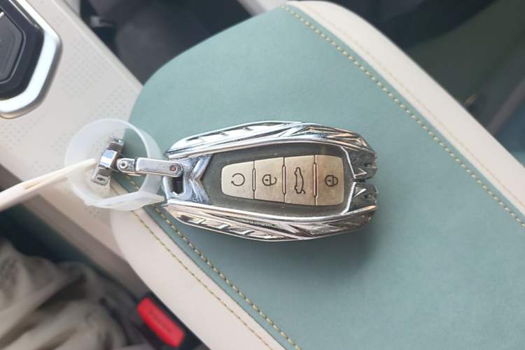 Used Geely Auto Emgrand L HiP 2022 1.5TD-DHT Pro 100KM Super Swift Vehicle Key