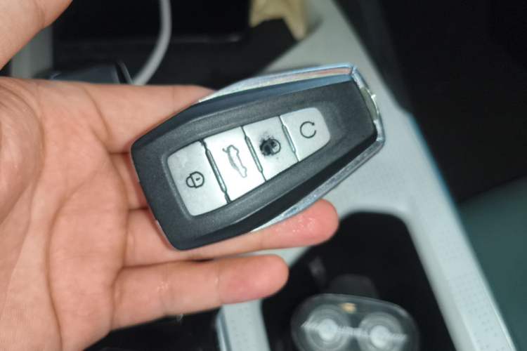 Used Geely Auto Emgrand L HiP 2022 1.5TD-DHT Pro 100KM Super Rui Vehicle Key