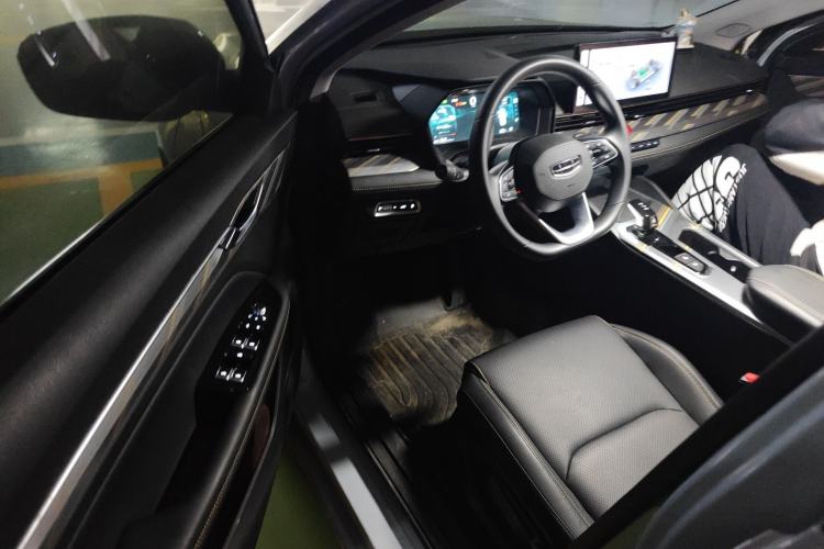 Used Geely Auto Emgrand L HiP 2024 Champion Edition 1.5TD-DHT Pro 100KM Superior Model Driver Seat
