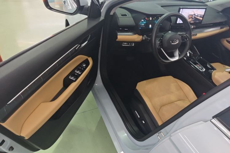 Used Geely Auto Emgrand L HiP 2024 Champion Edition 1.5TD-DHT Pro 100KM Excellence Model Driver Seat