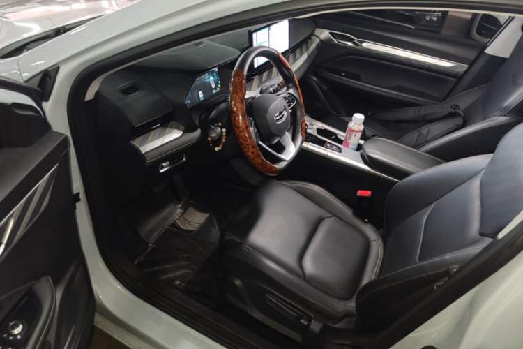 Used Geely Auto Emgrand L HiP 2024 Champion Edition 1.5TD-DHT Pro 100KM Superior Model Driver Seat