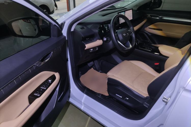 Used Geely Auto Emgrand L HiP 2024 Champion Edition 1.5TD-DHT Pro 100KM Excellence Model Driver Seat