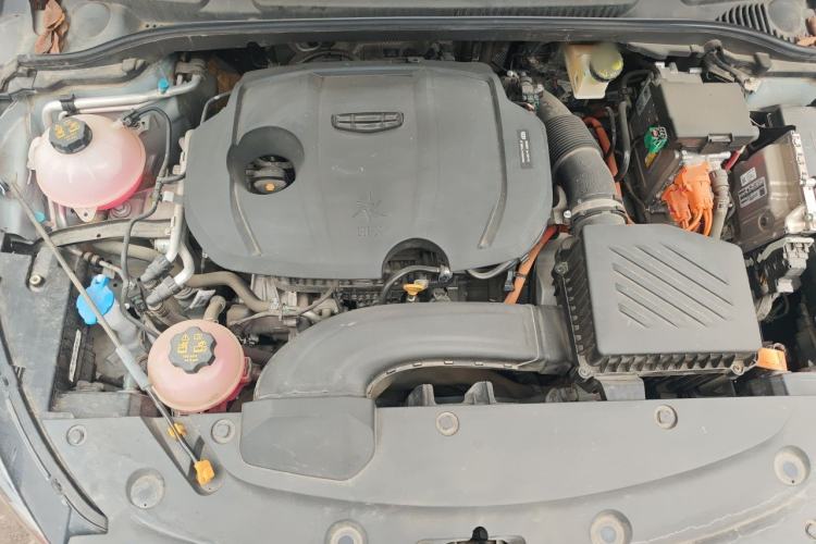Used Geely Auto Emgrand L HiP 2024 Champion Edition 1.5TD-DHT Pro 100KM Superior Model Engine Bay