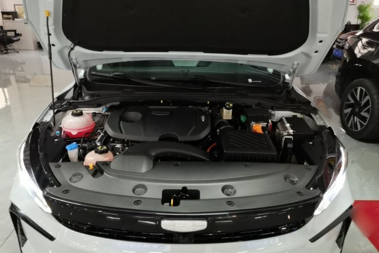 Used Geely Auto Emgrand L HiP 2024 Longteng Edition 1.5TD-DHT Pro 100KM Superior Model Engine Bay