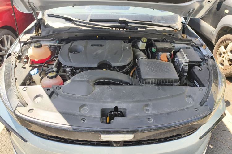 Used Geely Auto Emgrand L HiP 2024 Champion Edition 1.5TD-DHT Pro 100KM Excellence Model Engine Bay