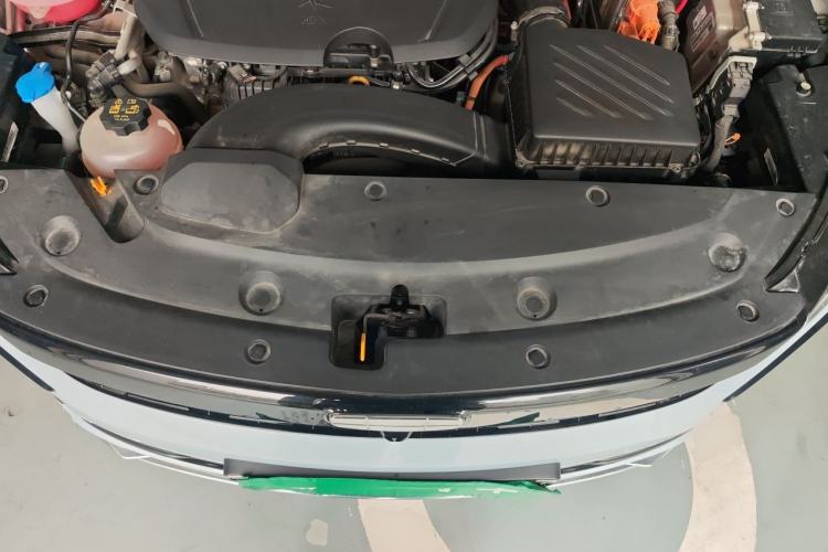 Used Geely Auto Emgrand L HiP 2024 Champion Edition 1.5TD-DHT Pro 100KM Superior Model Engine Bay