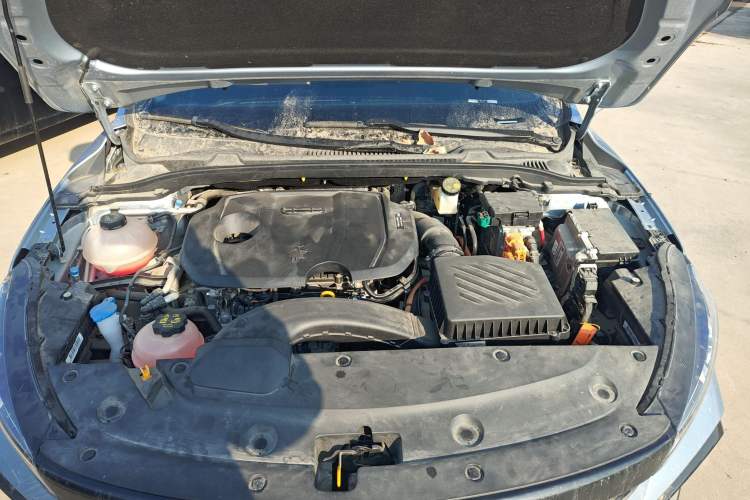 Used Geely Auto Emgrand L HiP 2024 Champion Edition 1.5TD-DHT Pro 100KM Excellence Model Engine Bay
