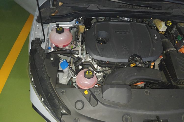 Used Geely Auto Emgrand L HiP 2024 Champion Edition 1.5TD-DHT Pro 100KM Superior Model Engine Bay Right