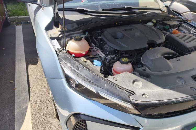 Used Geely Auto Emgrand L HiP 2024 Champion Edition 1.5TD-DHT Pro 100KM Excellence Model Engine Bay Right