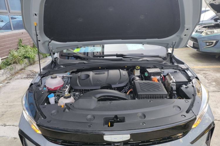 Used Geely Auto Emgrand L HiP 2024 Champion Edition 1.5TD-DHT Pro 100KM Excellence Model Engine Bay