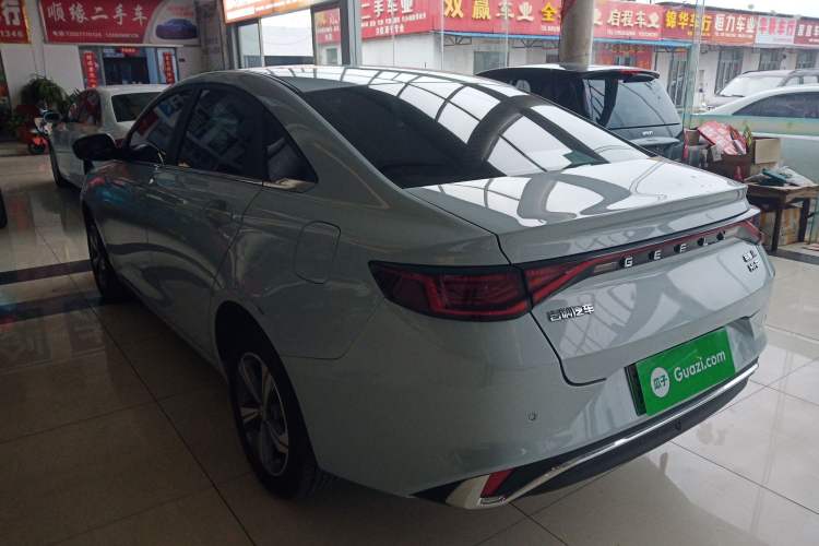 Used Geely Auto Emgrand L HiP 2024 Longteng Edition 1.5TD-DHT Pro 100KM Superior Model Exterior 3
