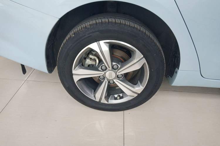 Used Geely Auto Emgrand L HiP 2024 Longteng Edition 1.5TD-DHT Pro 100KM Superior Model Exterior 8