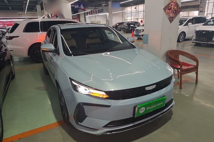 Used Geely Auto Emgrand L HiP 2024 Champion Edition 1.5TD-DHT Pro 100KM Excellence Model Front Right 45 Deg