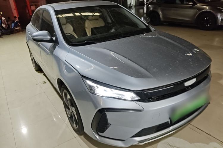 Used Geely Auto Emgrand L HiP 2024 Champion Edition 1.5TD-DHT Pro 100KM Excellence Model Front Right 45 Deg