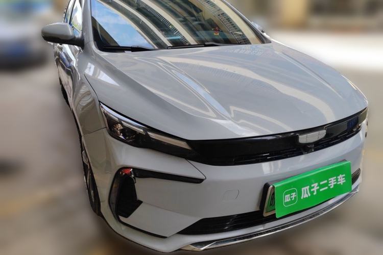 Used Geely Auto Emgrand L HiP 2024 Longteng Edition 1.5TD-DHT Pro 100KM Superior Model Front Right 45 Deg