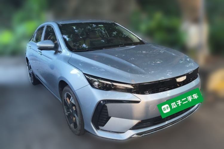 Used Geely Auto Emgrand L HiP 2024 Longteng Edition 1.5TD-DHT Pro 100KM Excellence Model Front Right 45 Deg