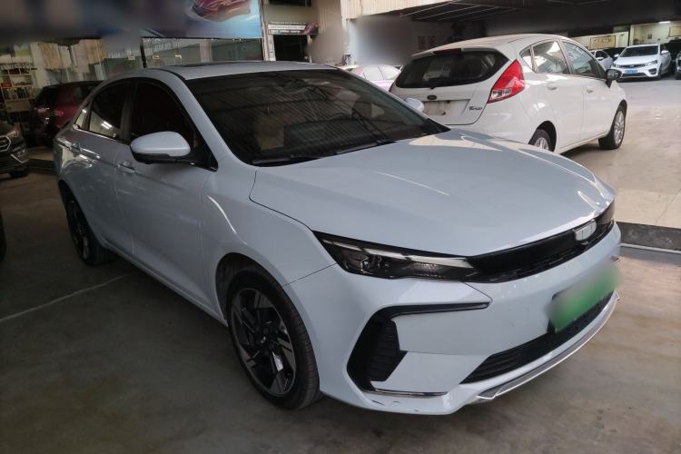 Used Geely Auto Emgrand L HiP 2024 Champion Edition 1.5TD-DHT Pro 100KM Excellence Model Front Right 45 Deg