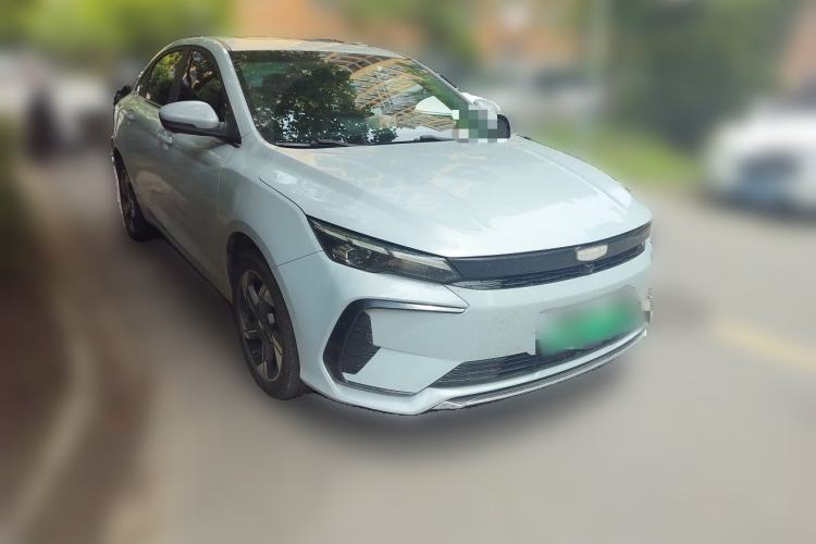 Used Geely Auto Emgrand L HiP 2024 Longteng Edition 1.5TD-DHT Pro 100KM Excellence Model Front Right 45 Deg