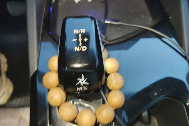 Used Geely Auto Emgrand L HiP 2024 Champion Edition 1.5TD-DHT Pro 100KM Excellence Model Gear Lever