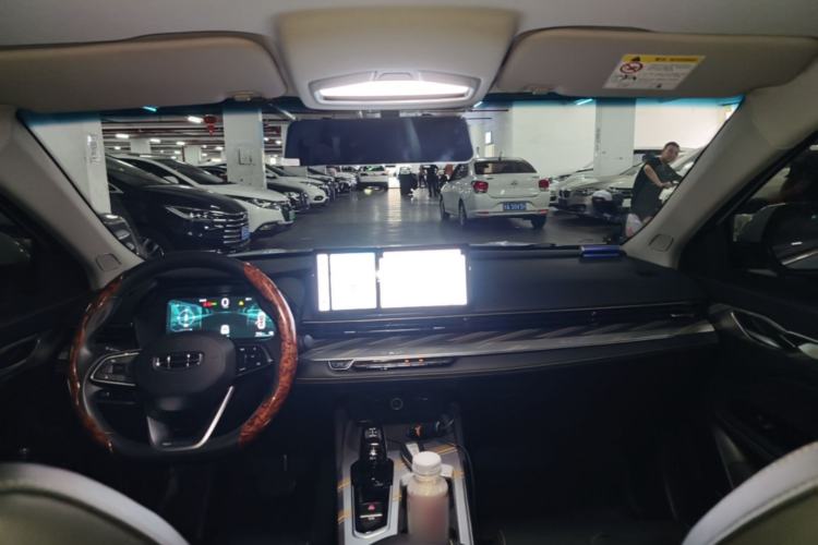 Used Geely Auto Emgrand L HiP 2024 Champion Edition 1.5TD-DHT Pro 100KM Superior Model Headliner