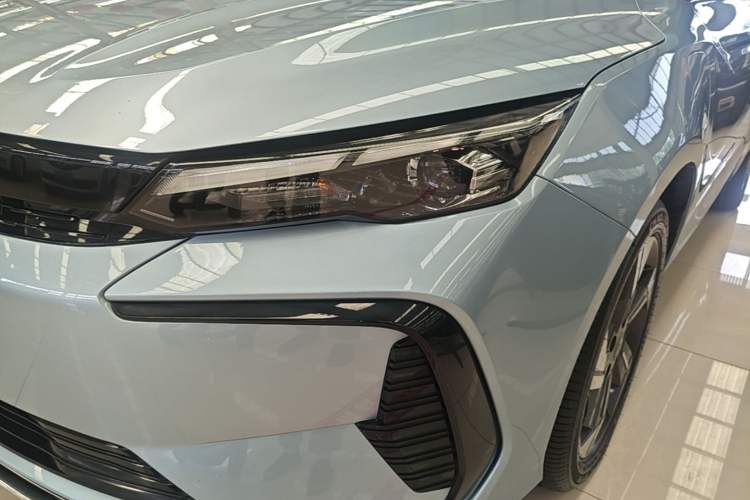 Used Geely Auto Emgrand L HiP 2024 Champion Edition 1.5TD-DHT Pro 100KM Excellence Model Left Front Headlight