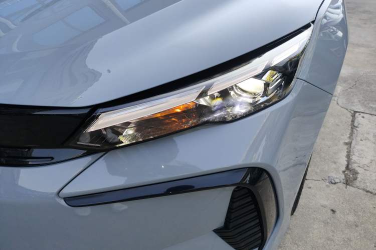 Used Geely Auto Emgrand L HiP 2024 Champion Edition 1.5TD-DHT Pro 100KM Excellence Model Left Front Headlight
