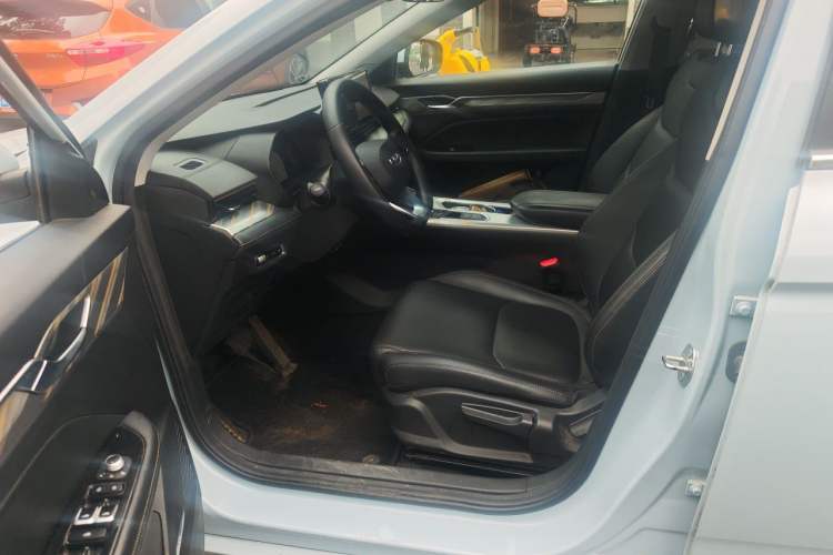 Used Geely Auto Emgrand L HiP 2024 Champion Edition 1.5TD-DHT Pro 100KM Superior Model Left Front Seat