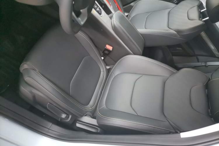 Used Geely Auto Emgrand L HiP 2024 Longteng Edition 1.5TD-DHT Pro 100KM Superior Model Left Front Seat