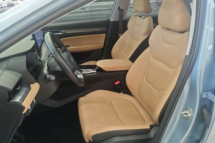 Used Geely Auto Emgrand L HiP 2024 Champion Edition 1.5TD-DHT Pro 100KM Excellence Model Left Front Seat