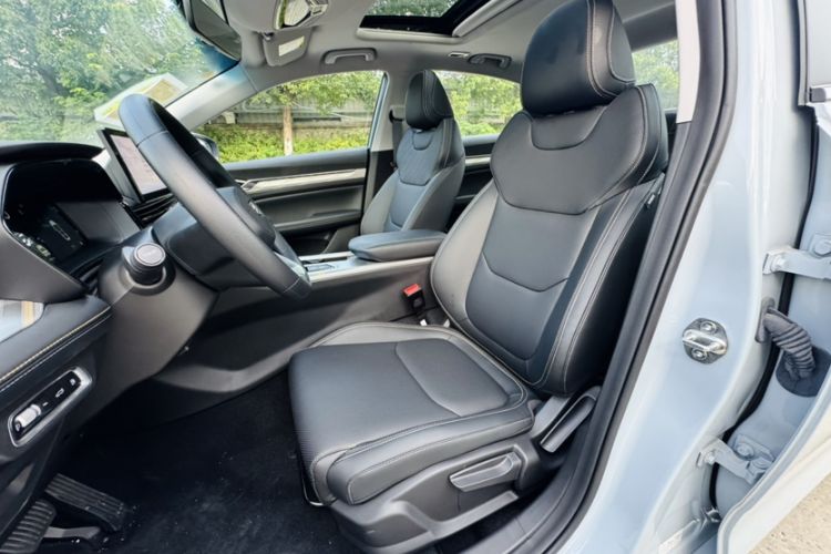 Used Geely Auto Emgrand L HiP 2024 Longteng Edition 1.5TD-DHT Pro 100KM Superior Model Left Front Seat