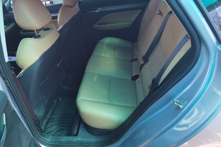 Used Geely Auto Emgrand L HiP 2024 Champion Edition 1.5TD-DHT Pro 100KM Excellence Model Left Rear Seat