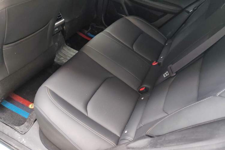 Used Geely Auto Emgrand L HiP 2024 Longteng Edition 1.5TD-DHT Pro 100KM Superior Model Left Rear Seat