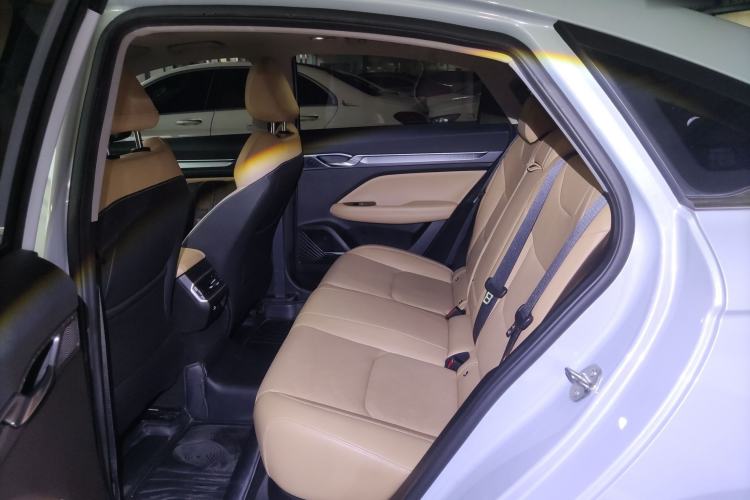 Used Geely Auto Emgrand L HiP 2024 Champion Edition 1.5TD-DHT Pro 100KM Excellence Model Left Rear Seat