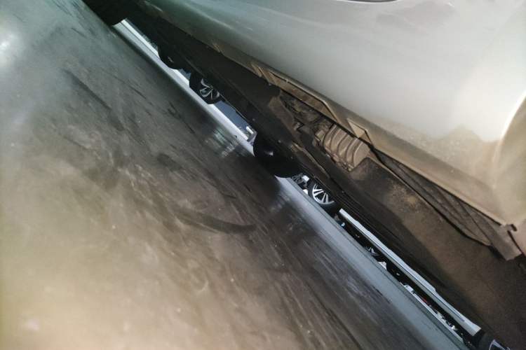 Used Geely Auto Emgrand L HiP 2024 Champion Edition 1.5TD-DHT Pro 100KM Excellence Model Left Side Sill