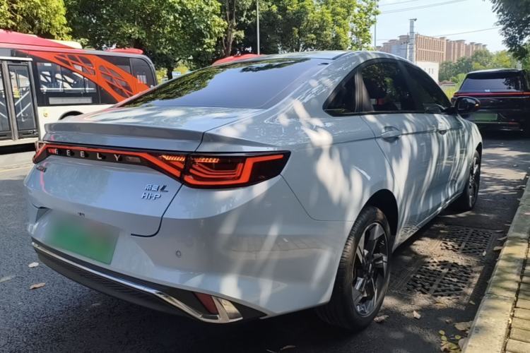 Used Geely Auto Emgrand L HiP 2024 Champion Edition 1.5TD-DHT Pro 100KM Excellence Model Rear Right 45 Deg