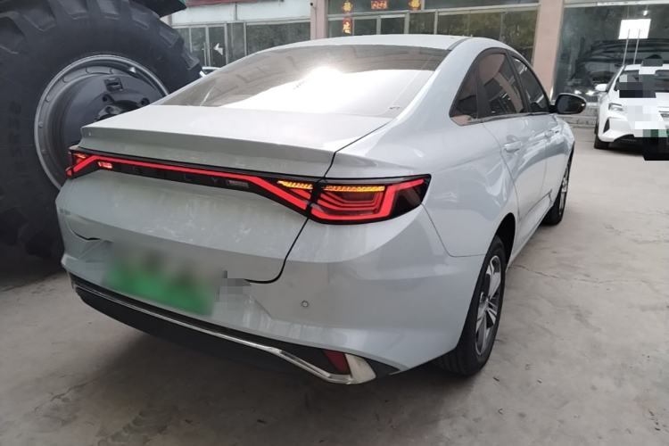 Used Geely Auto Emgrand L HiP 2024 Longteng Edition 1.5TD-DHT Pro 100KM Superior Model Rear Right 45 Deg