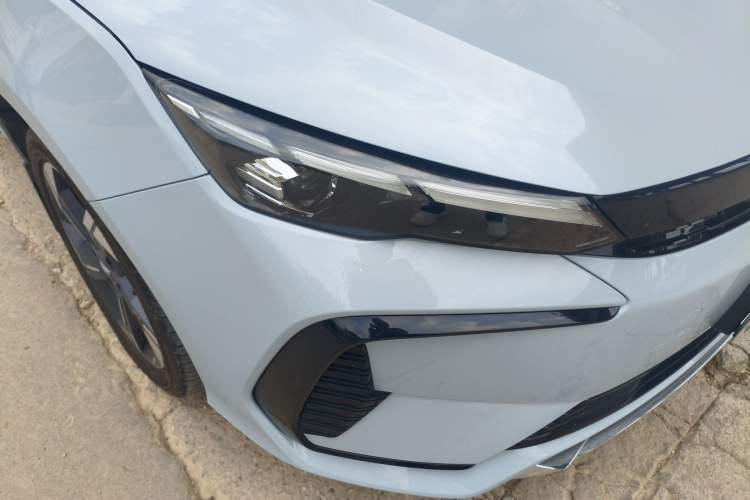 Used Geely Auto Emgrand L HiP 2024 Longteng Edition 1.5TD-DHT Pro 100KM Excellence Model Right Front Headlight
