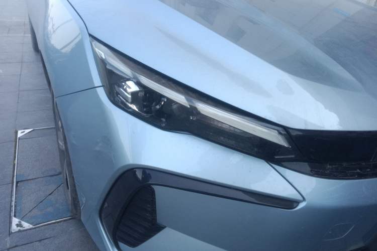 Used Geely Auto Emgrand L HiP 2024 Champion Edition 1.5TD-DHT Pro 100KM Excellence Model Right Front Headlight