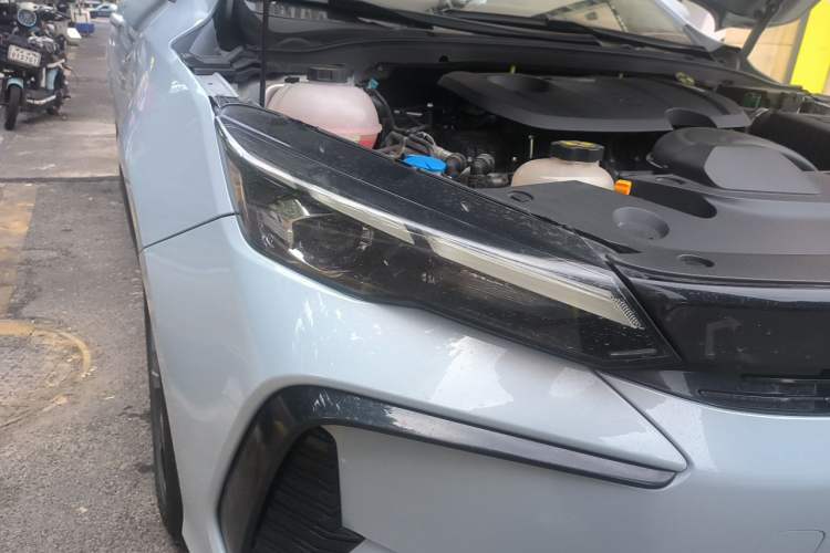 Used Geely Auto Emgrand L HiP 2024 Longteng Edition 1.5TD-DHT Pro 100KM Excellence Model Right Front Headlight