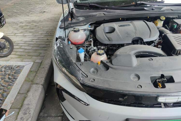 Used Geely Auto Emgrand L HiP 2024 Longteng Edition 1.5TD-DHT Pro 100KM Excellence Model Right Front Headlight